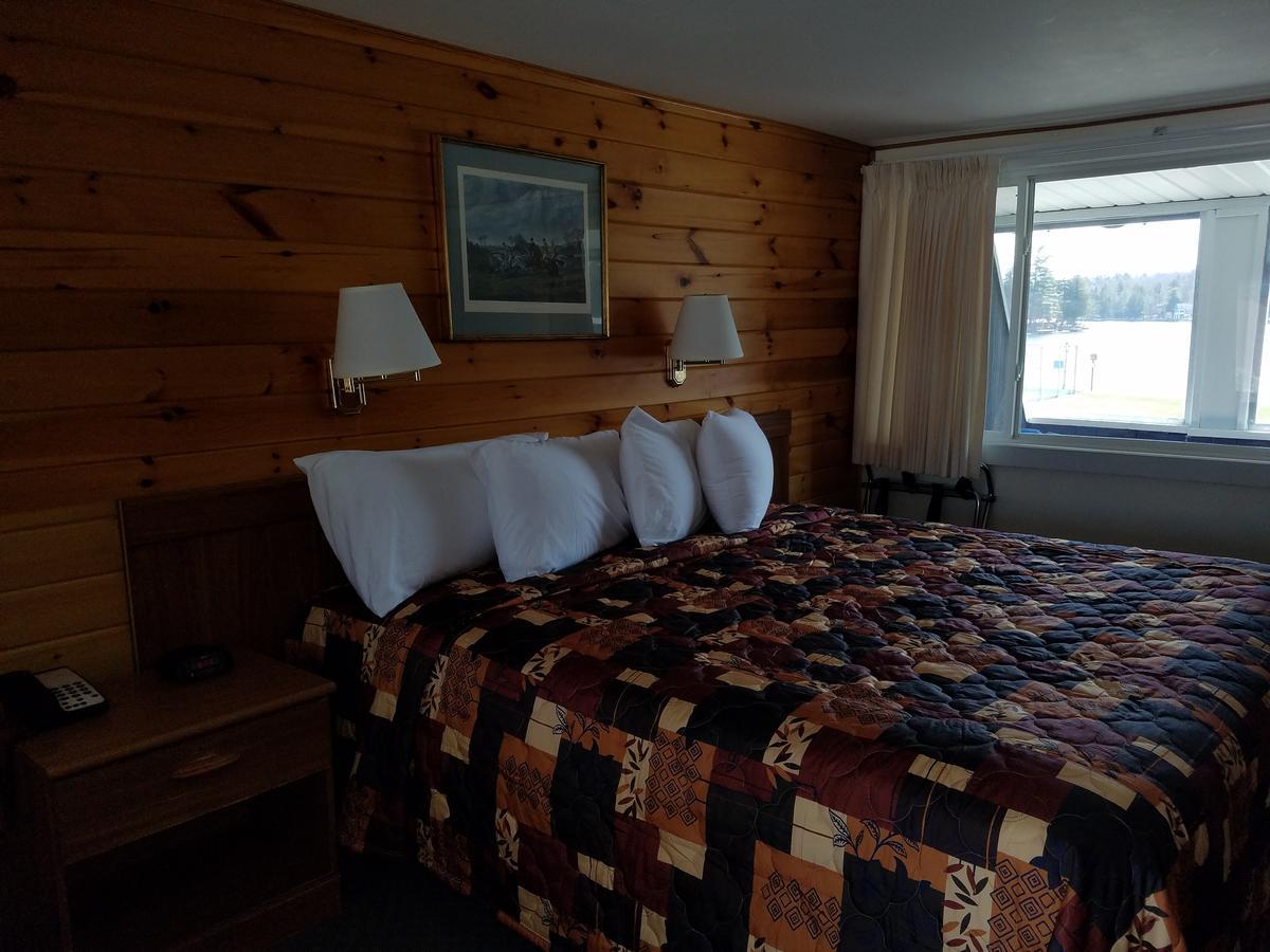 Clark'S Beach Motel Old Forge Luaran gambar