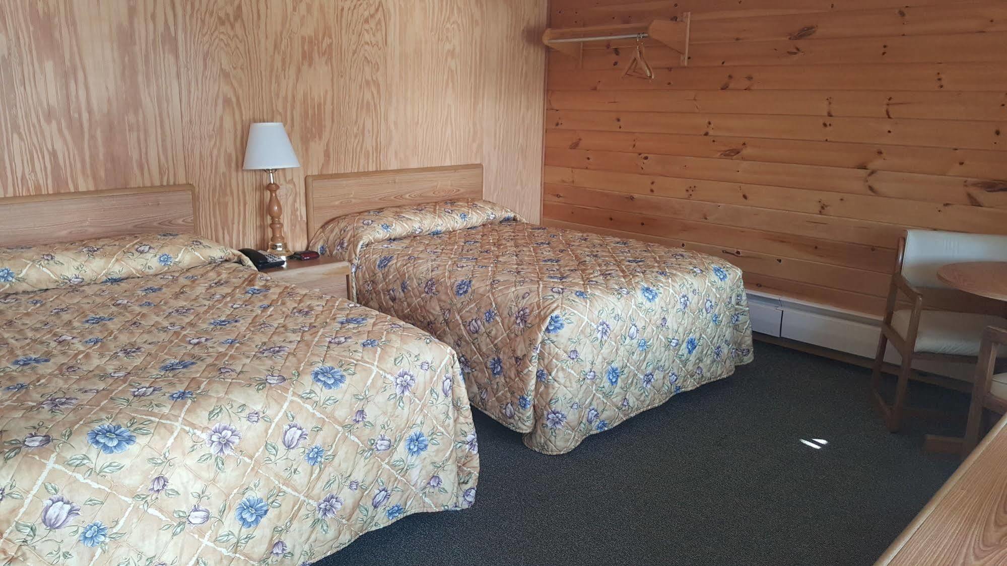 Clark'S Beach Motel Old Forge Luaran gambar