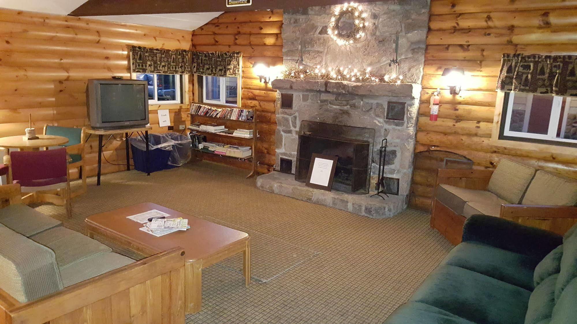 Clark'S Beach Motel Old Forge Luaran gambar